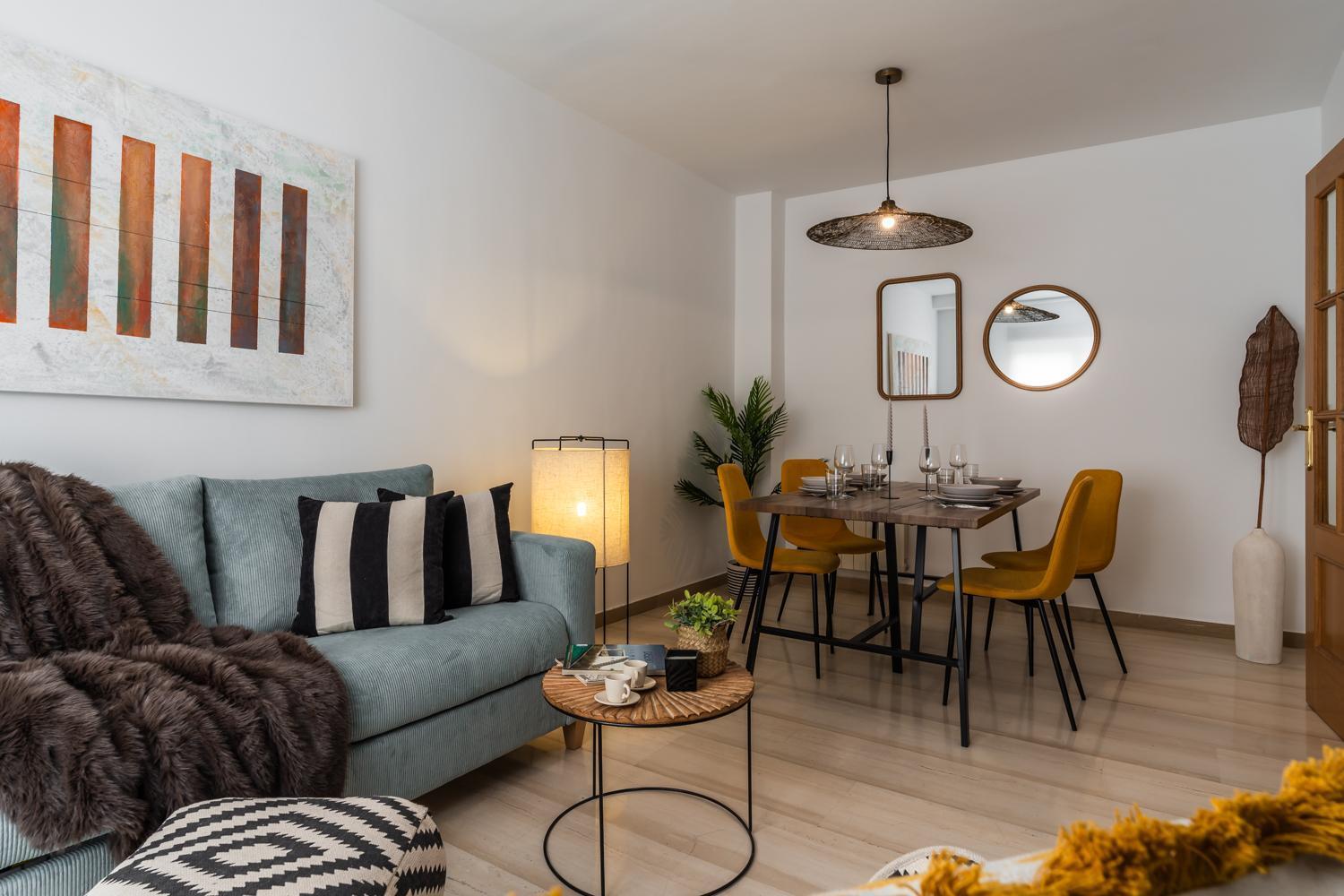 Tuguest Station With Parking Apartment *